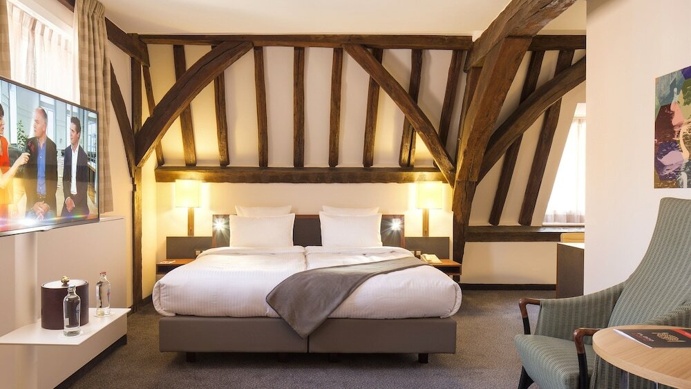 Фото Crowne Plaza Bruges