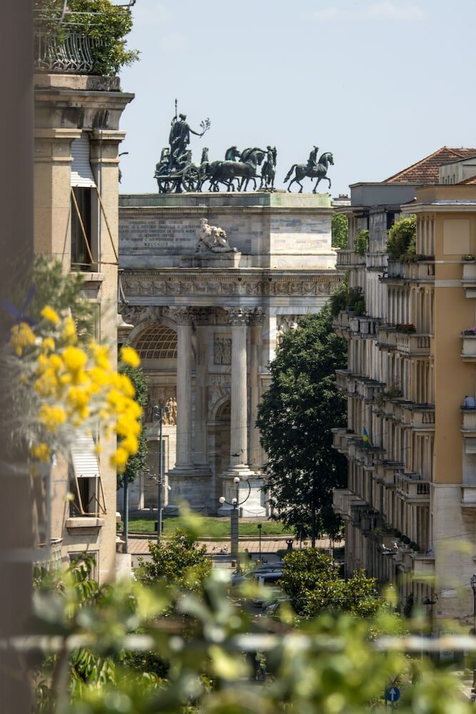 Фото Lancaster Hotel