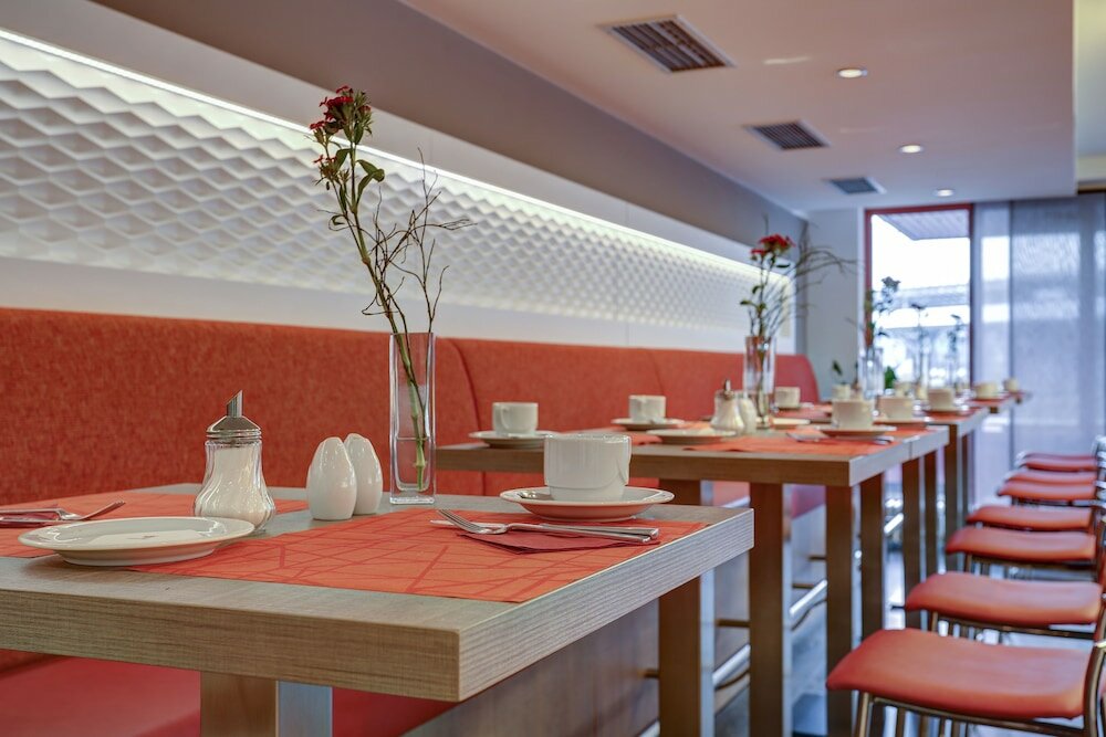 Фото Kommerzhotel Köln