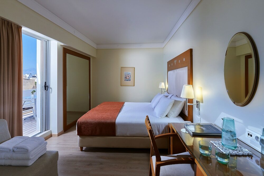 Фото Atrion Hotel