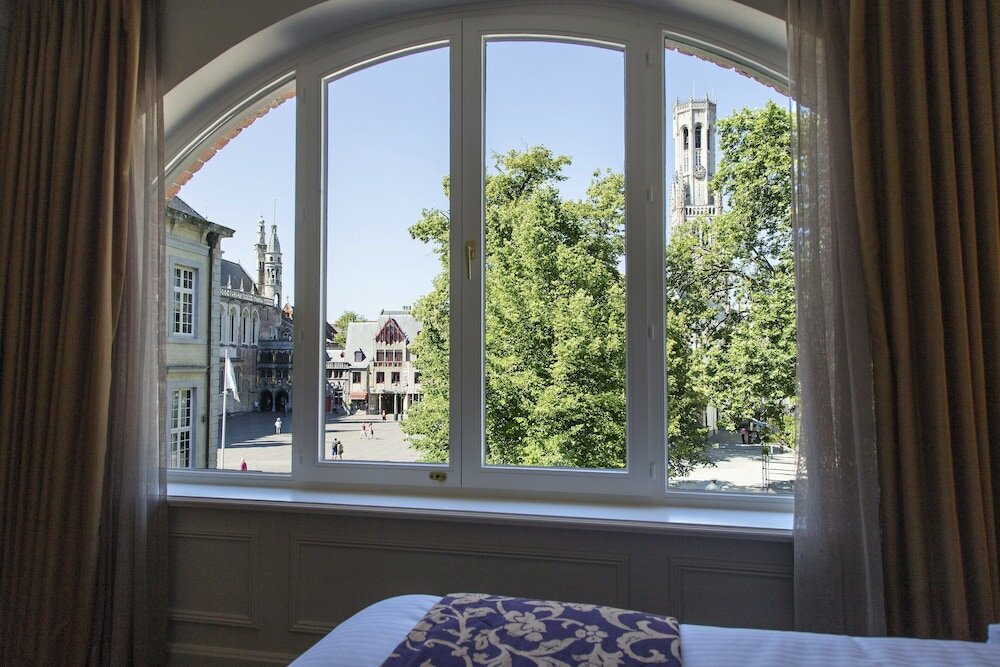 Фото Crowne Plaza Bruges