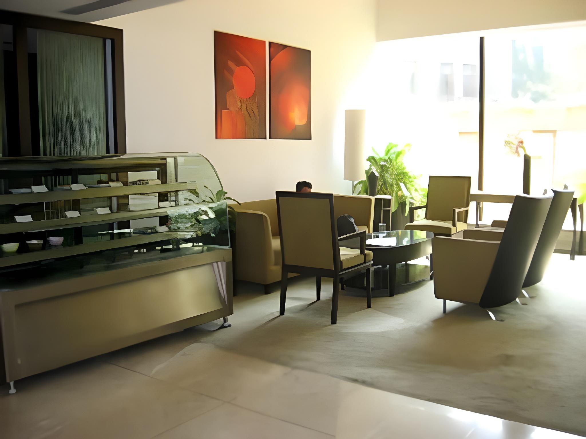 Фото Centurion Hotel