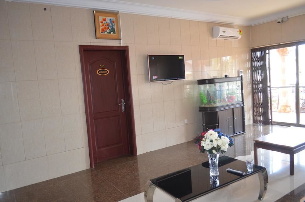 Фото Precious Guest lodge