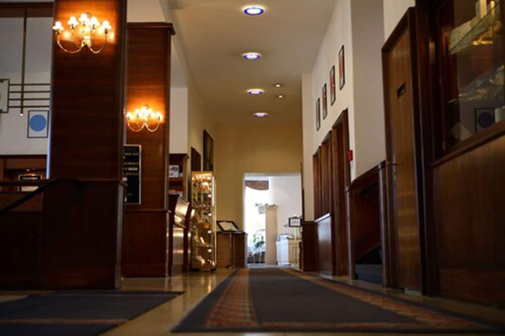 Фото Hotel Niedersaechsischer Hof