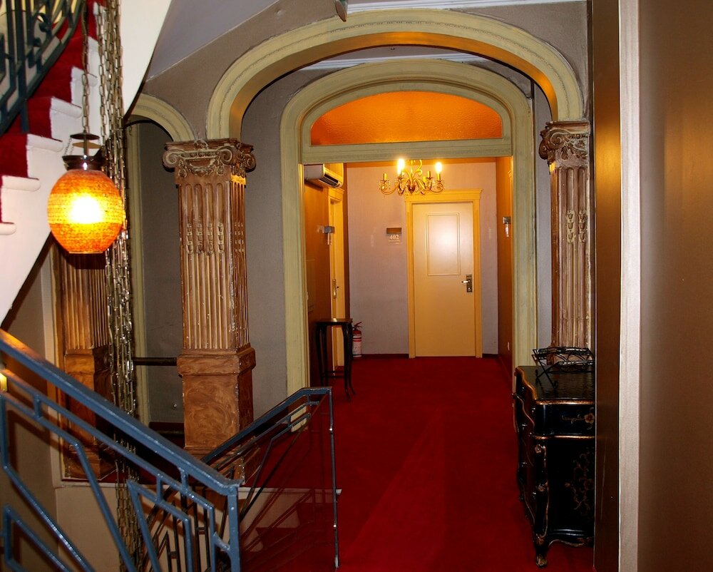 Фото Delphi Art Hotel