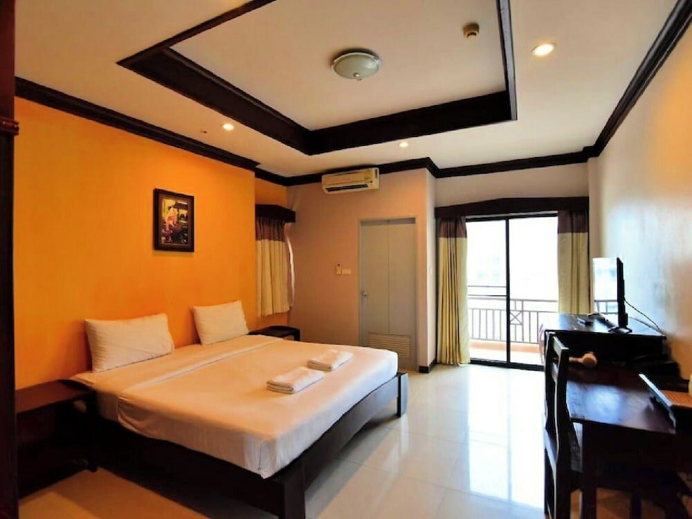 Фото Narawan Hotel