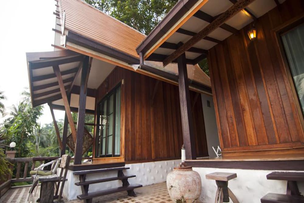 Фото Bhuvarin Resort