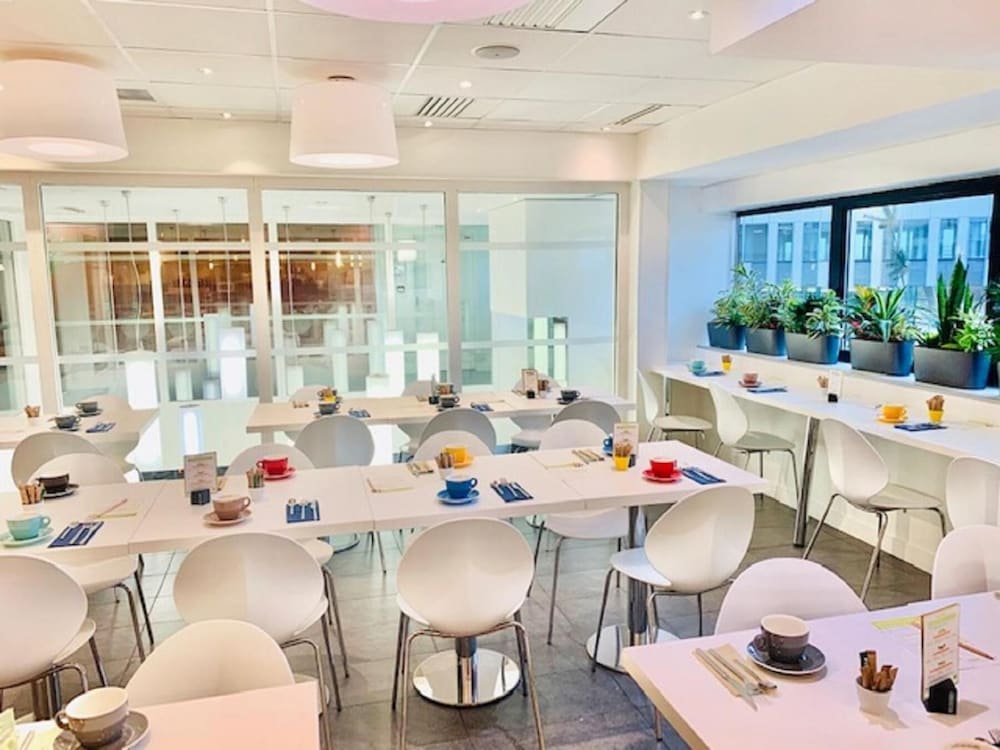 Фото Nanterre - Residhome Appart Hotel Nanterre La Défense