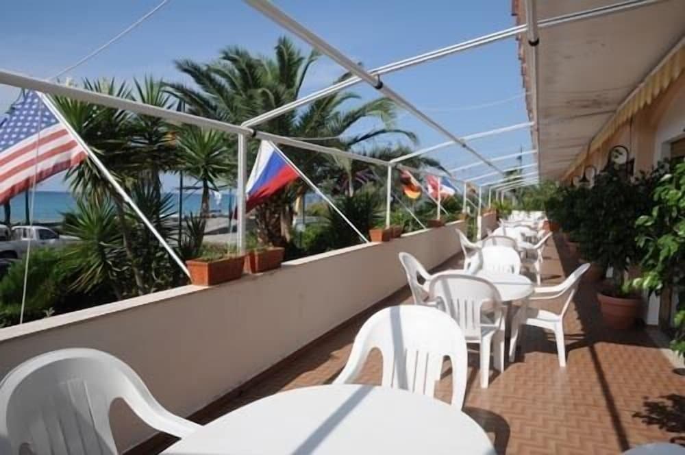 Фото Hotel Harmony