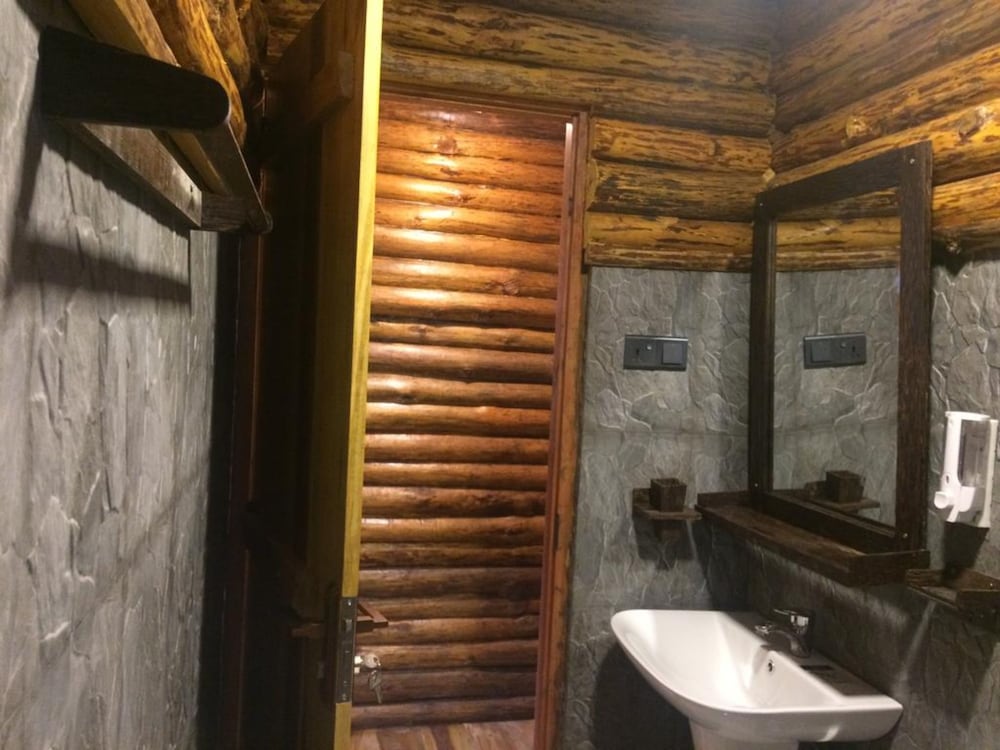 Фото Ella Ridge View Holiday Inn