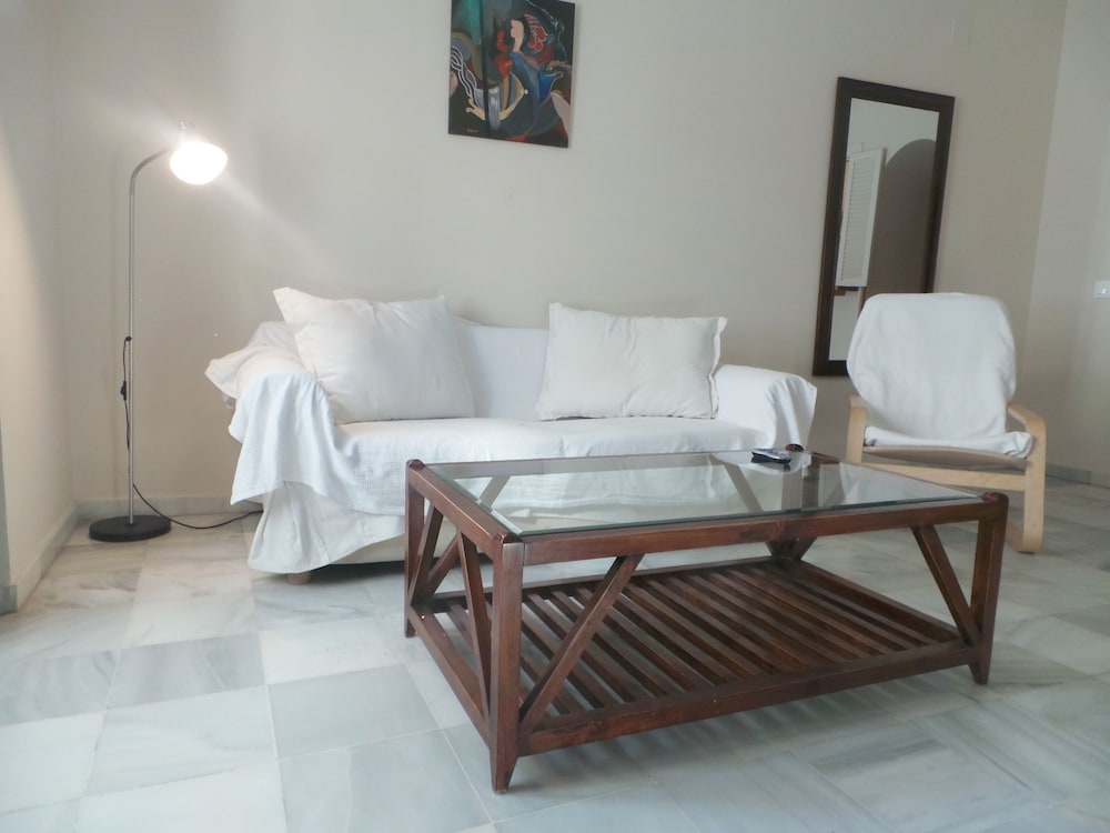 Фото Apartamentos Larga 70