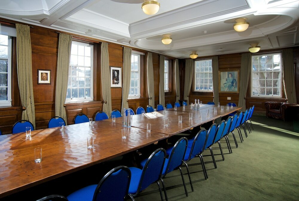 Фото Goodenough College