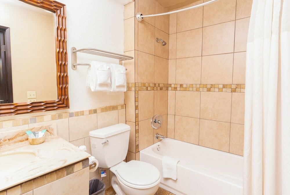 Фото Hotel Baja San Diego - A Boutique Hotel