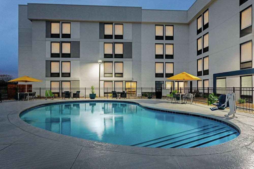 Фото Hampton Inn Kansas City-Airport