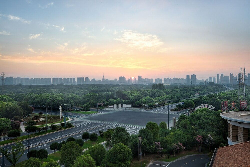Фото Sheraton Changzhou Wujin Hotel