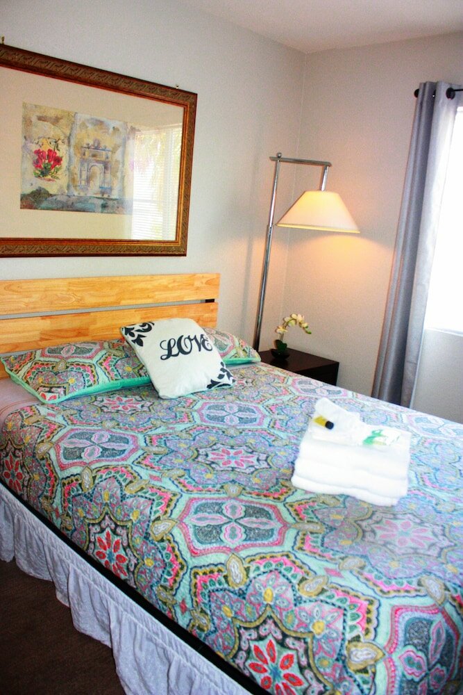 Фото Advantage Court