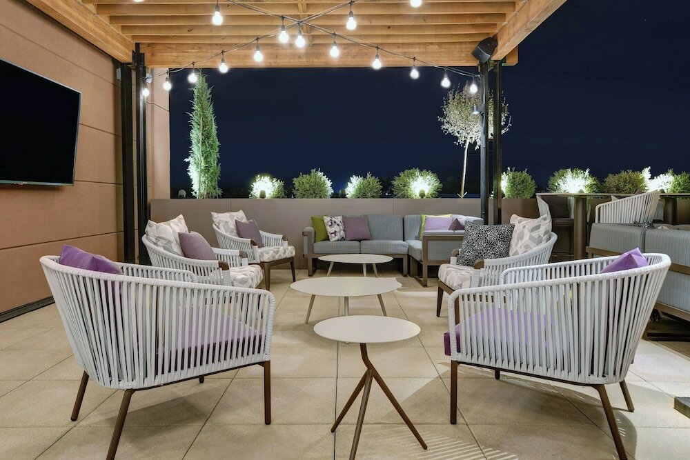 Фото Courtyard by Marriott Manhattan