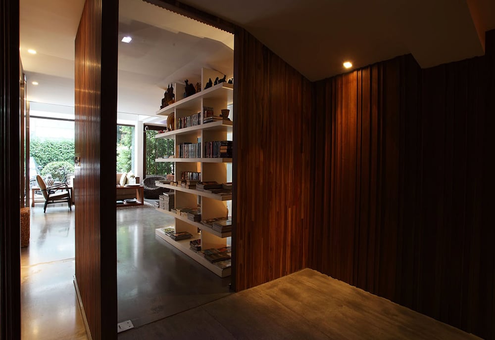 Фото LUXX Langsuan Hotel