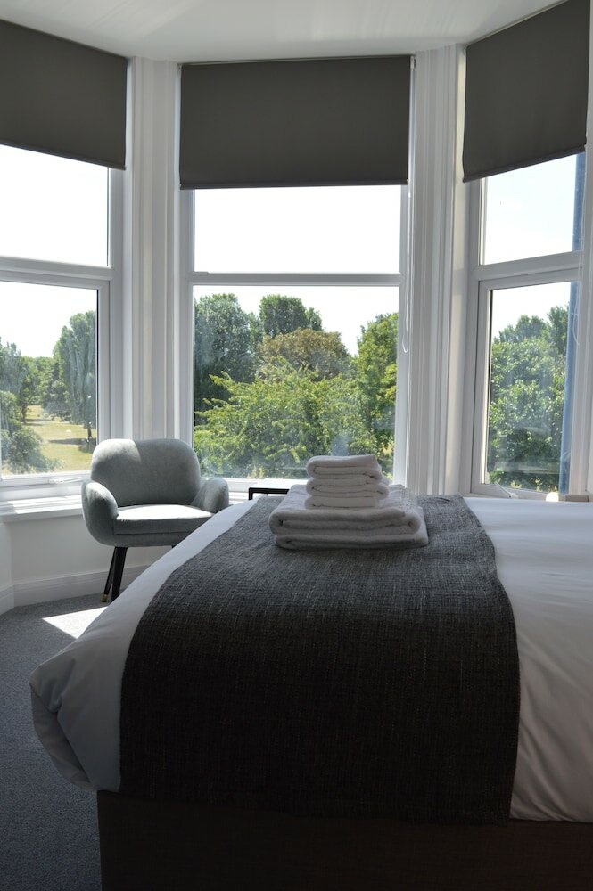 Фото Q8 Boutique Hotel