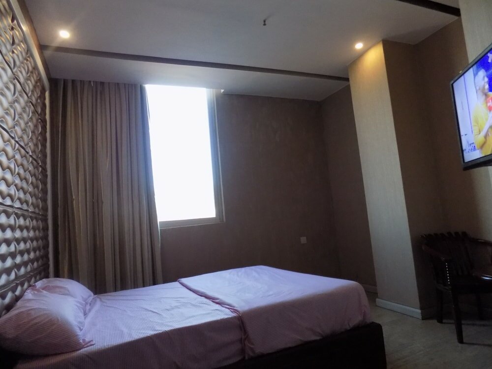 Фото Freedom City Hotel