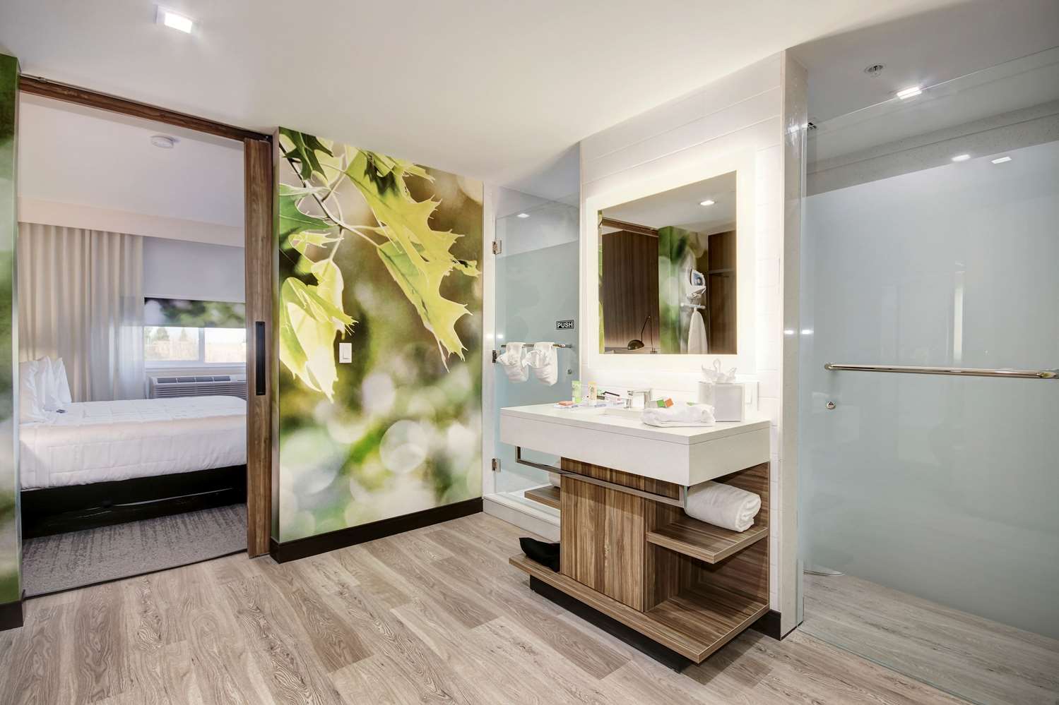 Фото Wyndham Garden Sacramento Airport Natomas