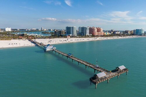 Внешний вид отеля Wyndham Grand Clearwater Beach в Клеруотере, фото 3
