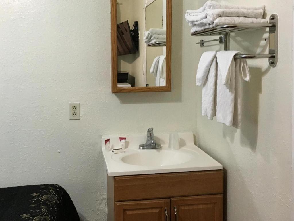 Фото Desmond Hotel