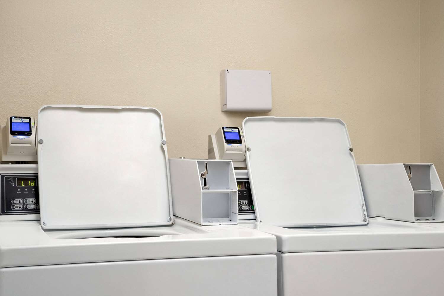 Фото Baymont by Wyndham Bremerton Wa