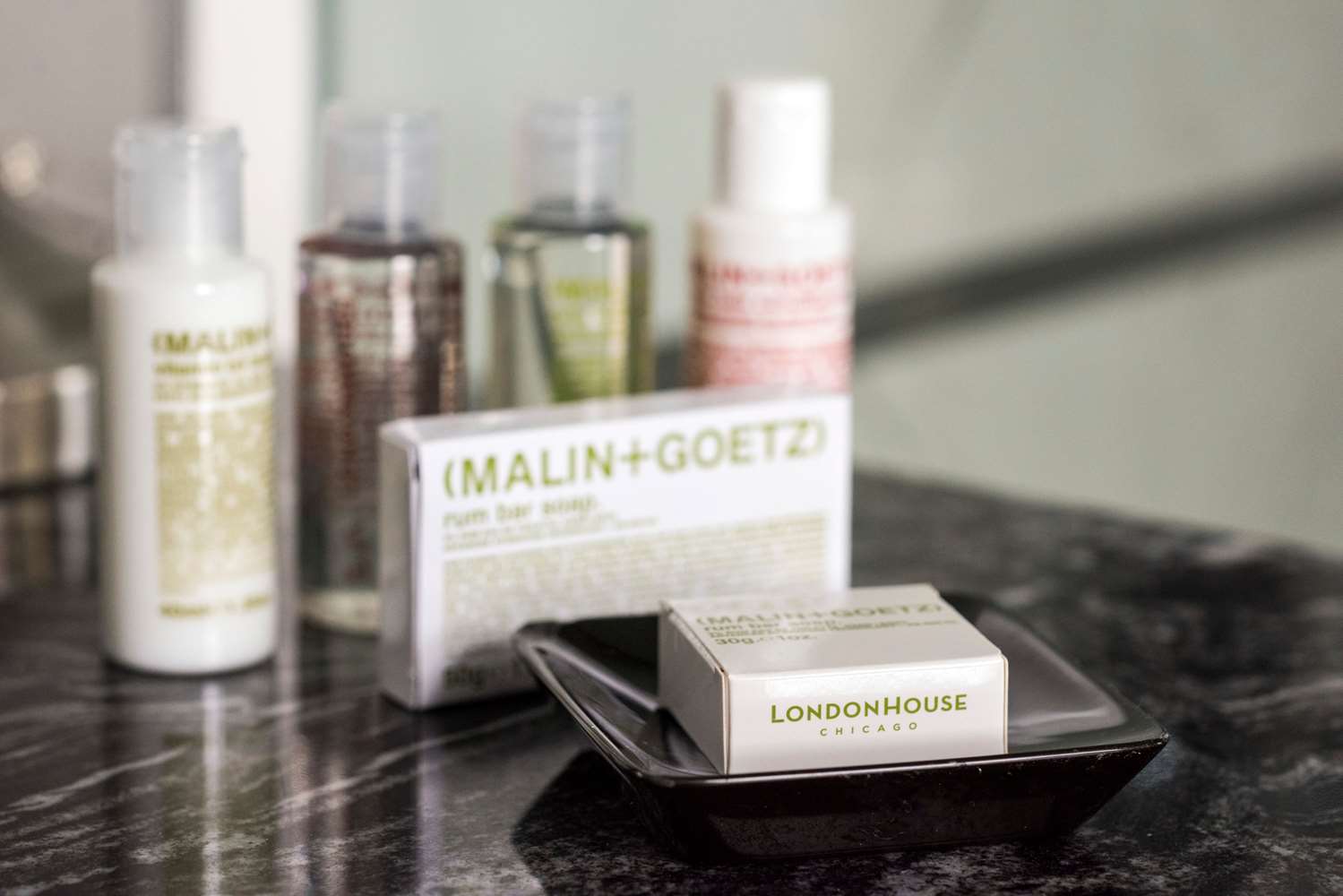 Фото LondonHouse Chicago, Curio Collection by Hilton