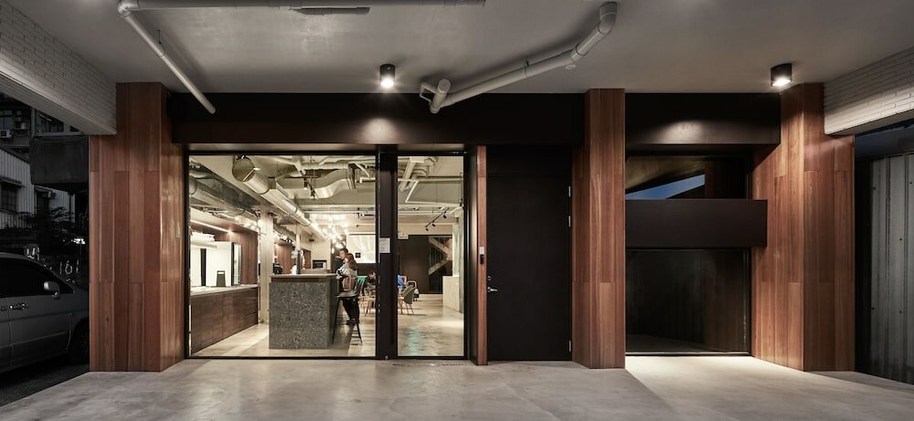 Фото Waterfront Hotel