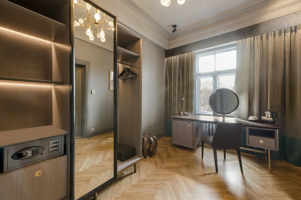 Фото Grand Poet by Semarah