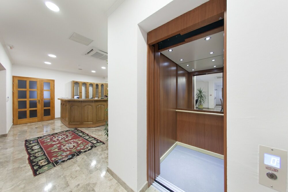 Фото Hotel Almira