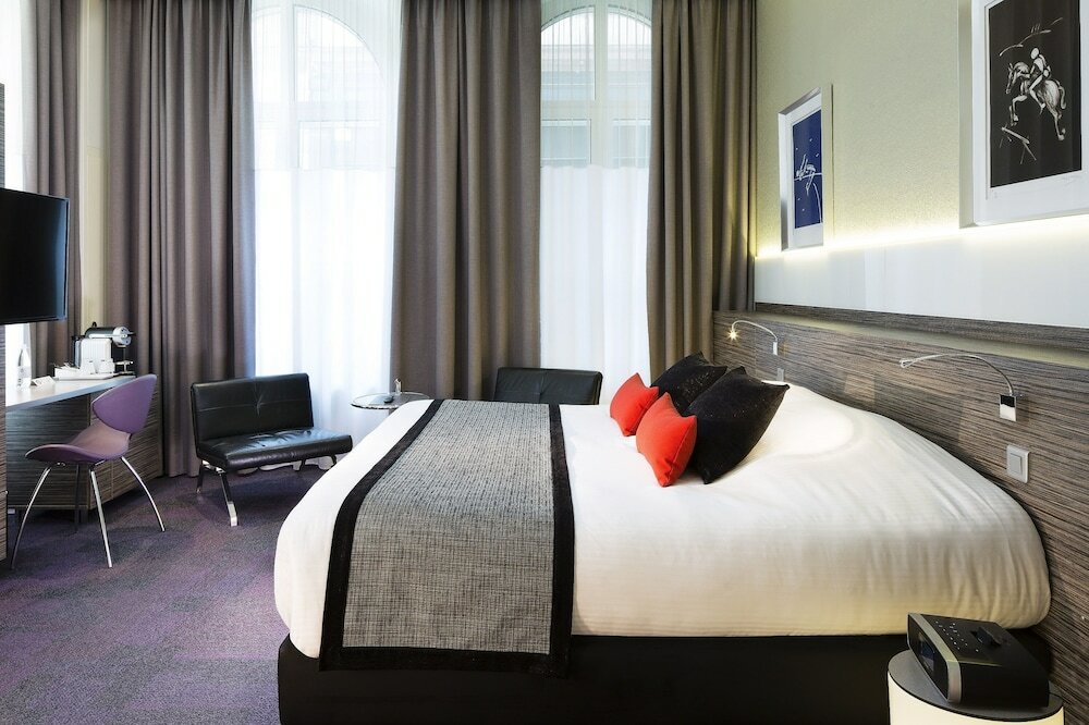 Фото отеля 1