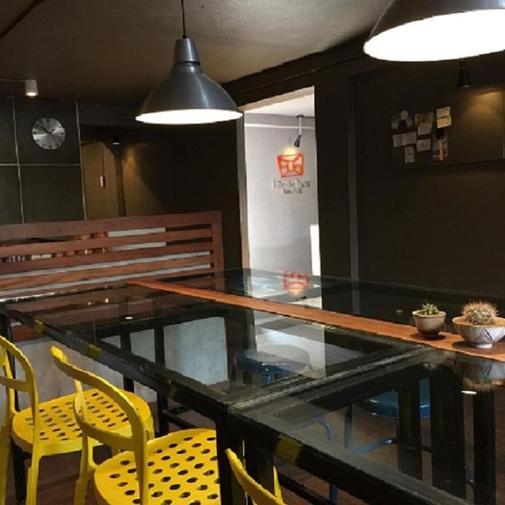 Фото In A Box Hostel