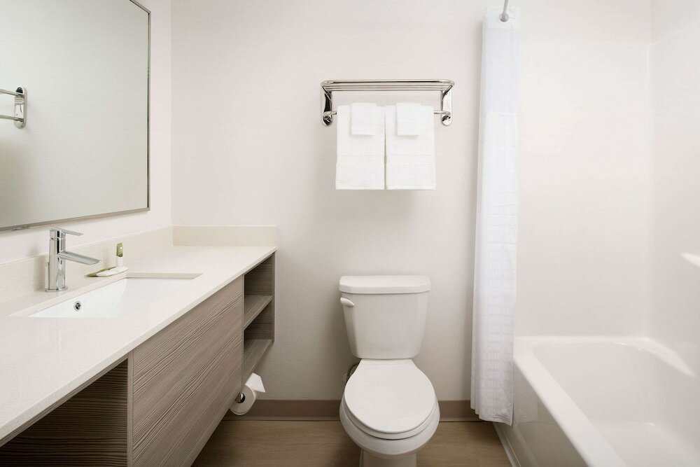 Фото WoodSpring Suites Seattle Redmond