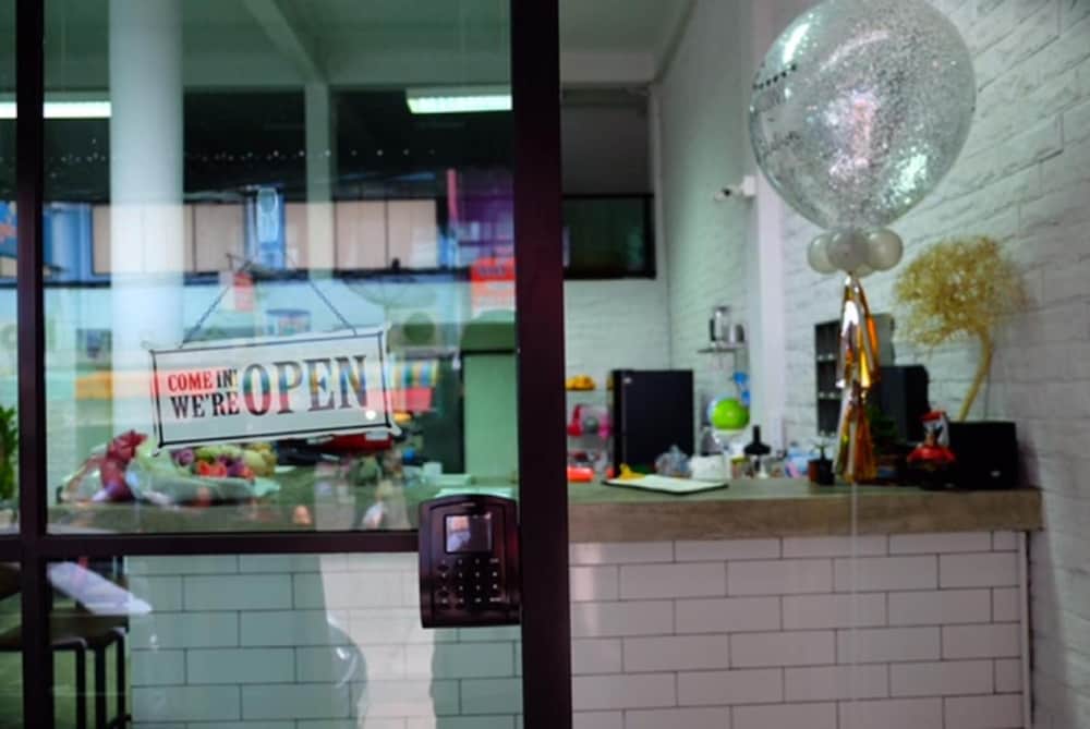 Фото Backpack Station - Hostel