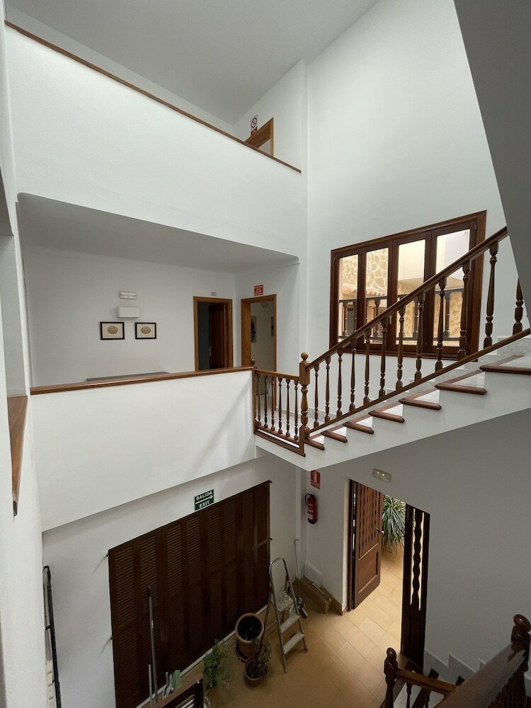 Фото Hostal Can Gallu