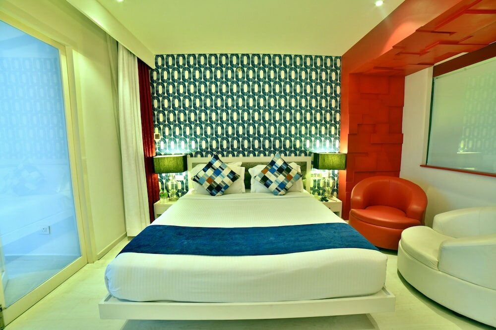 Фото Hash Six Hotels