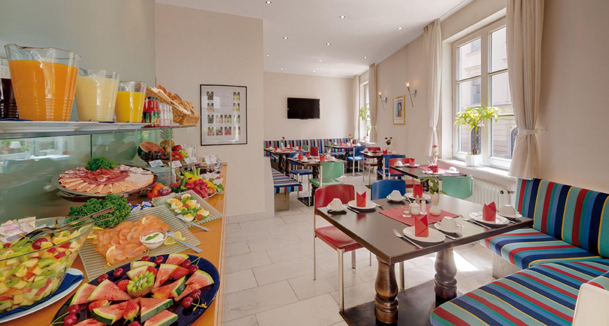 Фото Hotel am Rathaus