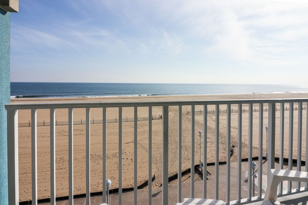 Фото Ocean 1 Hotel and Suites