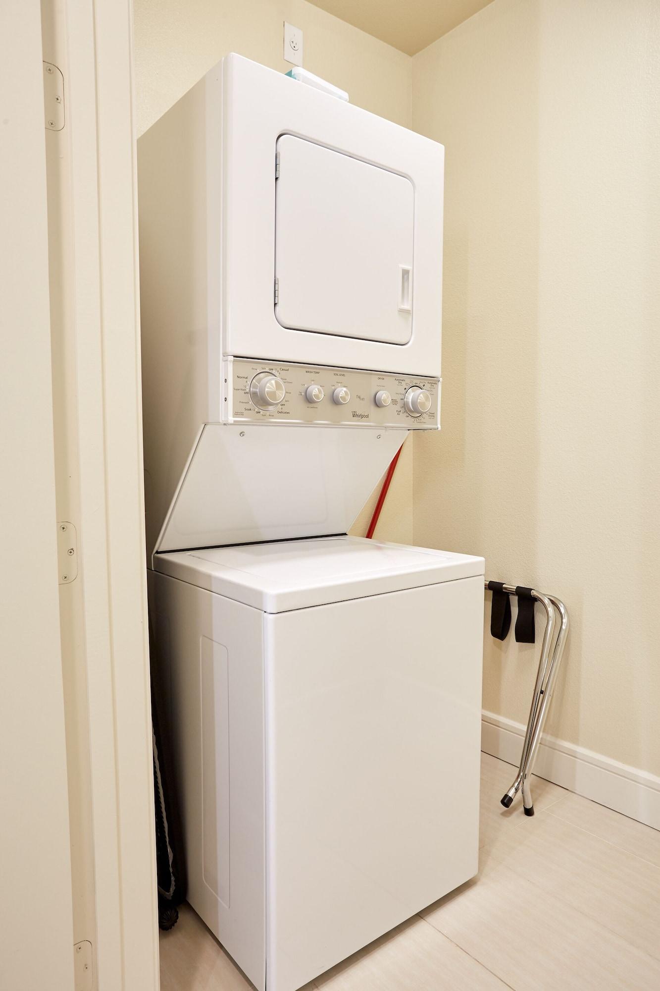 Фото Sonder at The Catherine