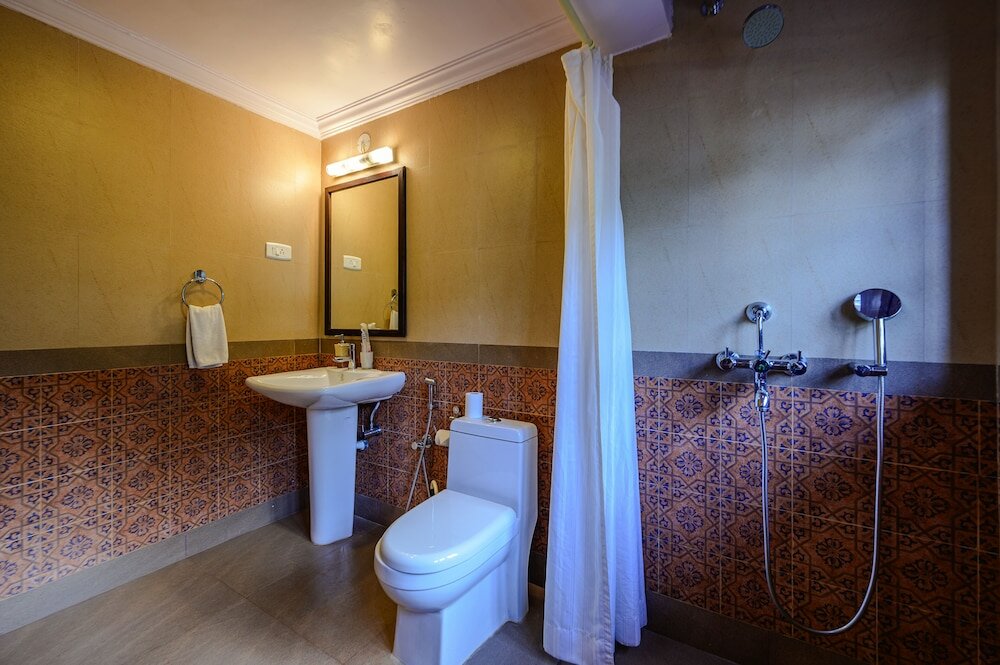 Фото Neemrana's Three Waters