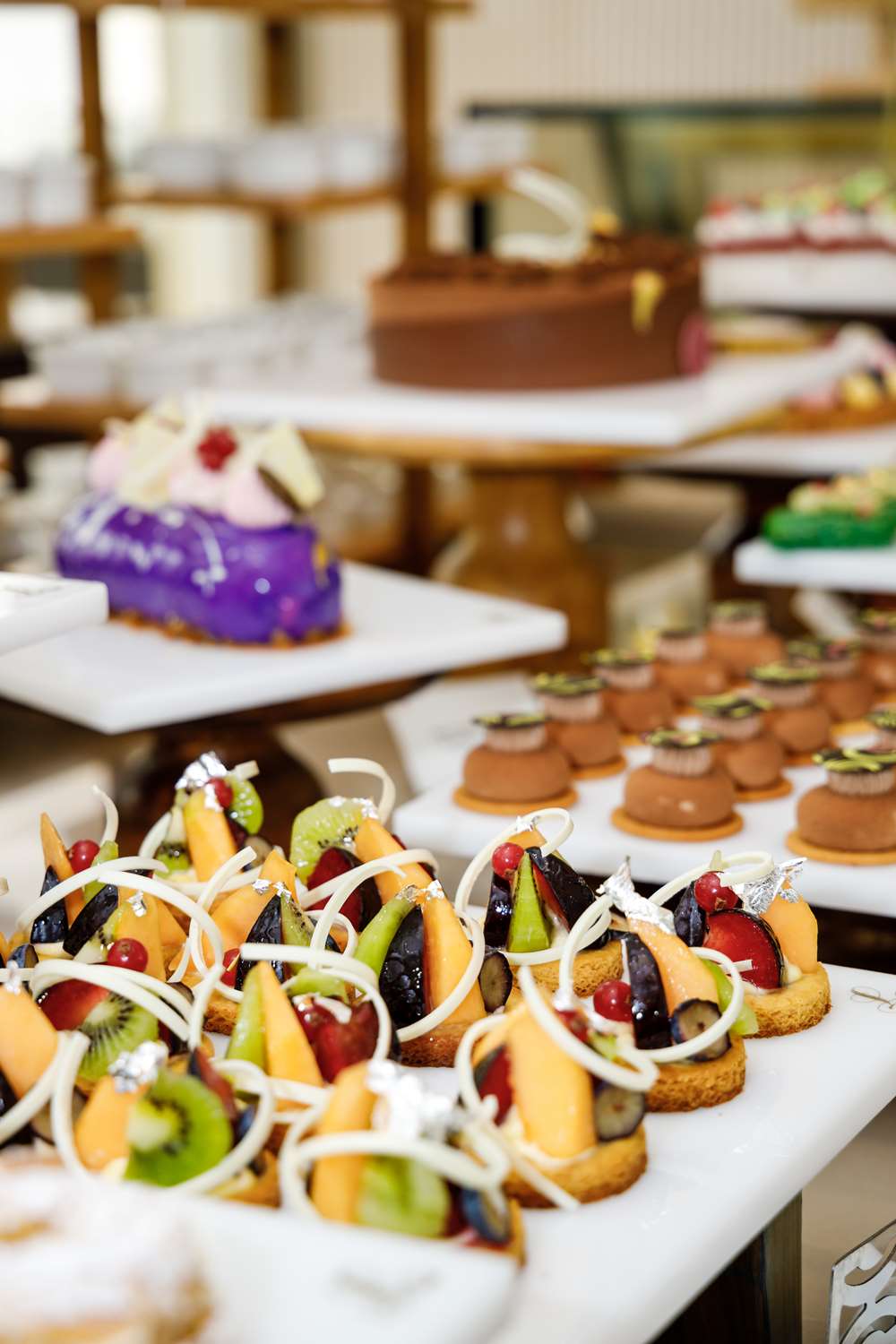 Фото The Leela Bhartiya City Bengaluru