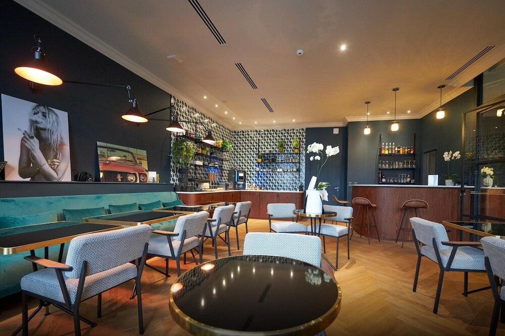 Фото Hôtel Victoria