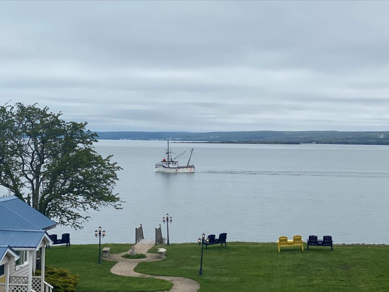 Фото Seawinds Motel