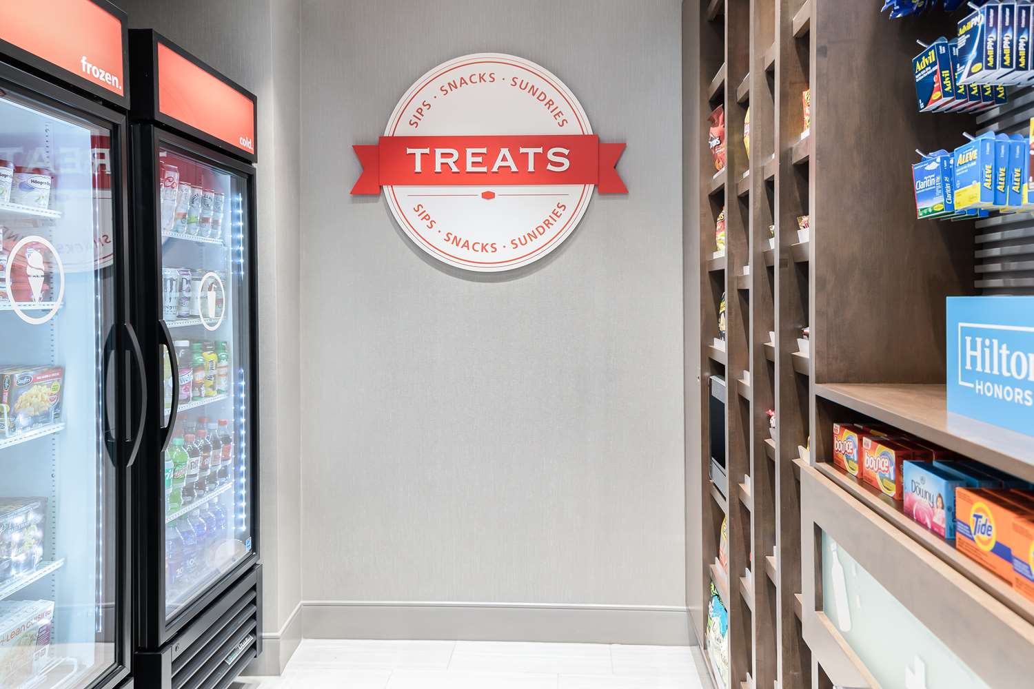 Фото Hampton Inn & Suites Santa Rosa Sonoma Wine Country