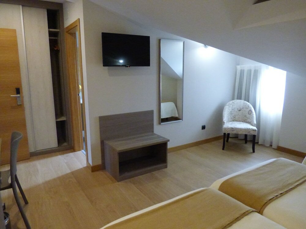 Фото Hotel Mercedes