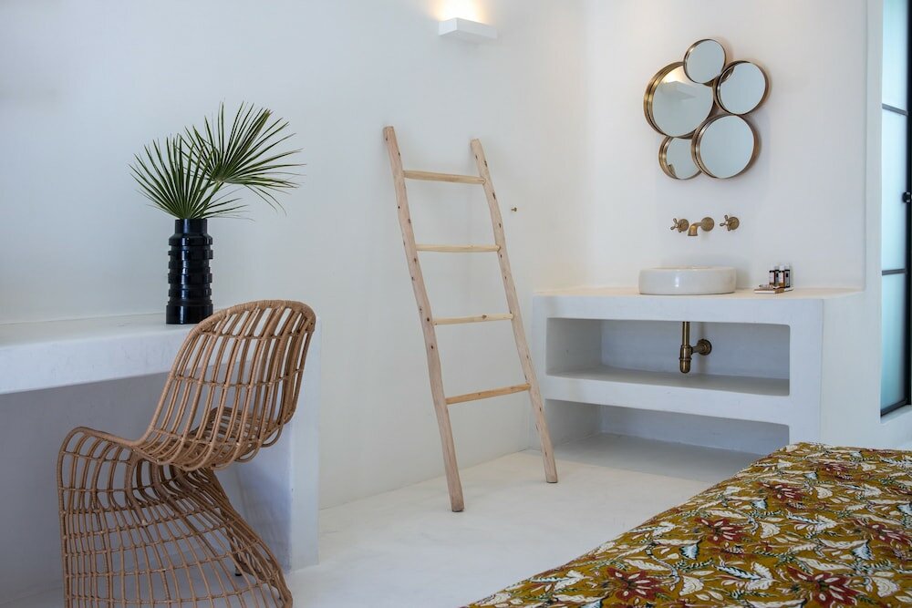 Фото Koukoumi Vegan Boutique Hotel