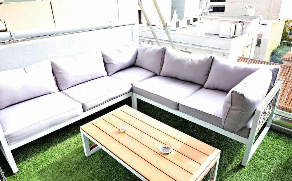 Фото The Athenians Art Apartments