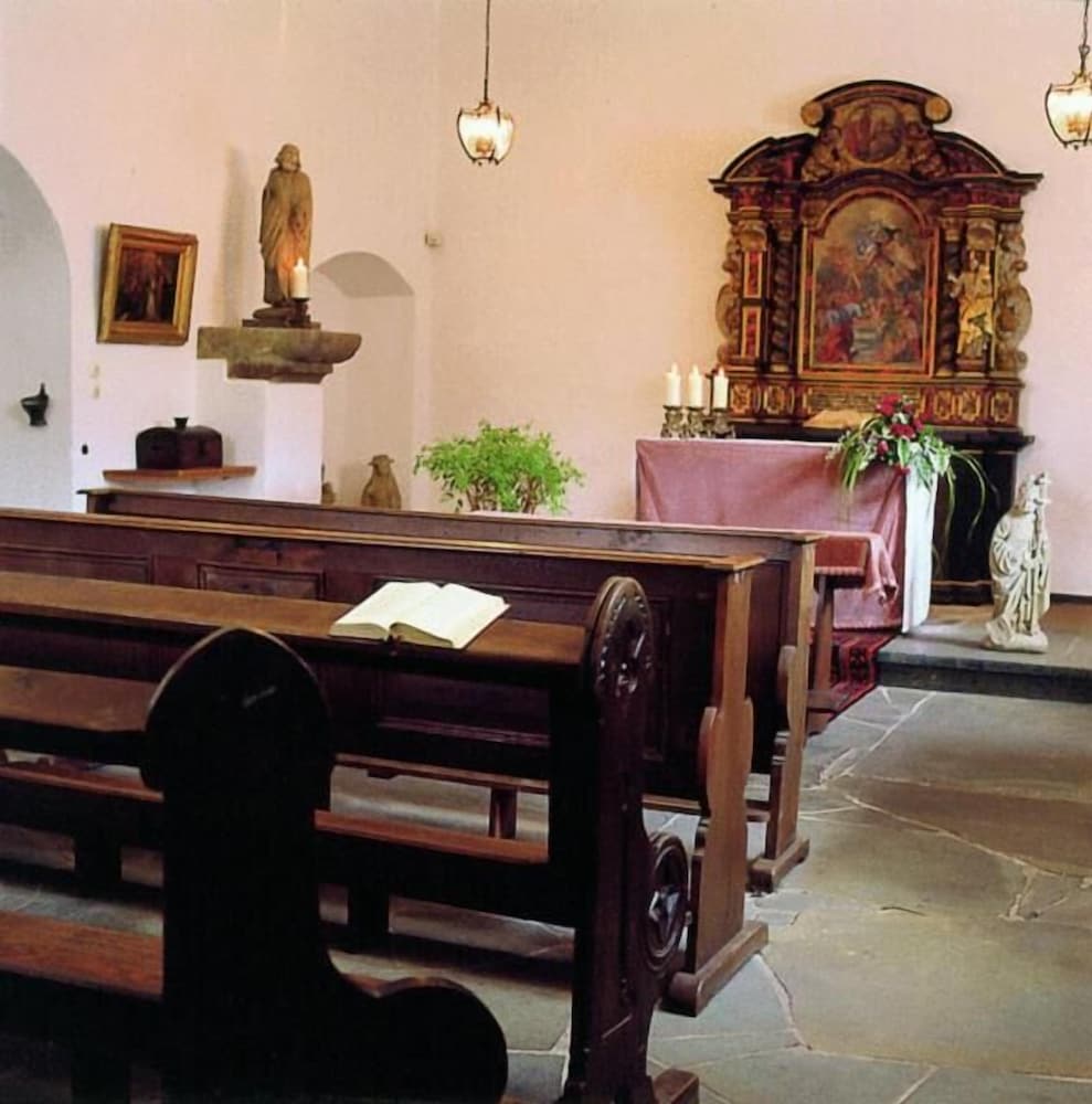 Фото Burghotel Schnellenberg